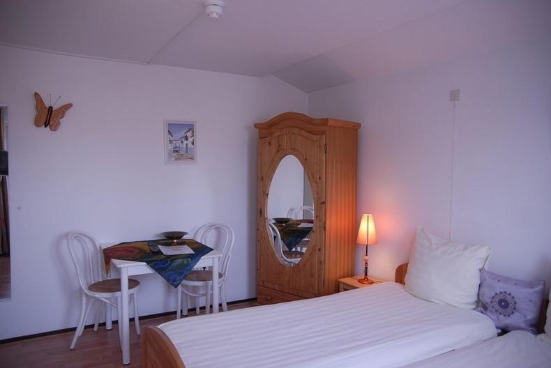 Hotel 'T Vlinderhofke Sint Geertruid Szoba fotó